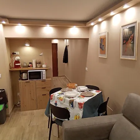 Apartment Rambla & Passio Palermo